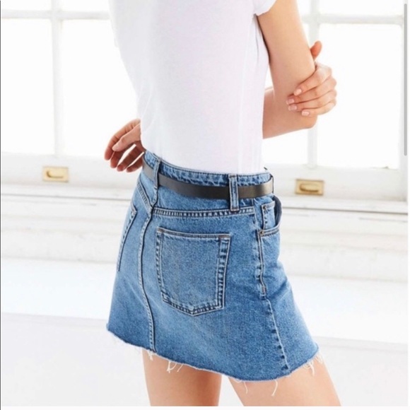 BDG Denim Distressed Boho Mini Skirt Size 6 - Picture 2 of 7